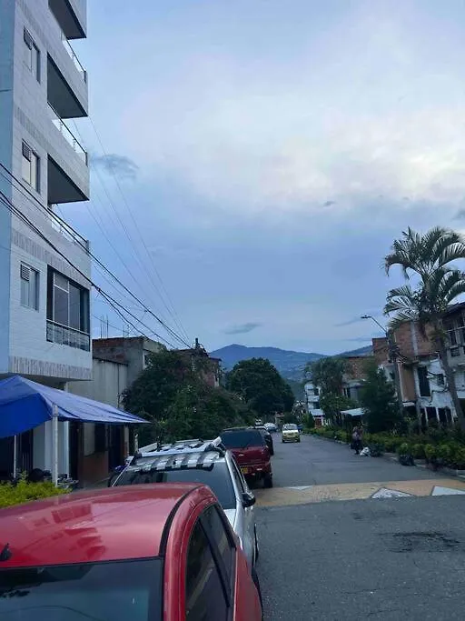 Lindo Apartamento Medellin Zona Centrica Apartamento Colômbia