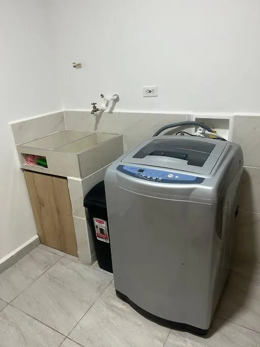 Lindo Apartamento Medellin Zona Centrica Apartamento Colômbia
